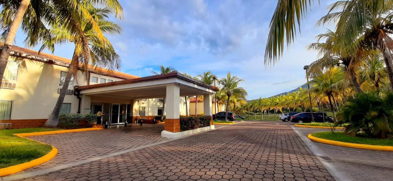 Comfort Inn Real La Union Ngoại thất bức ảnh