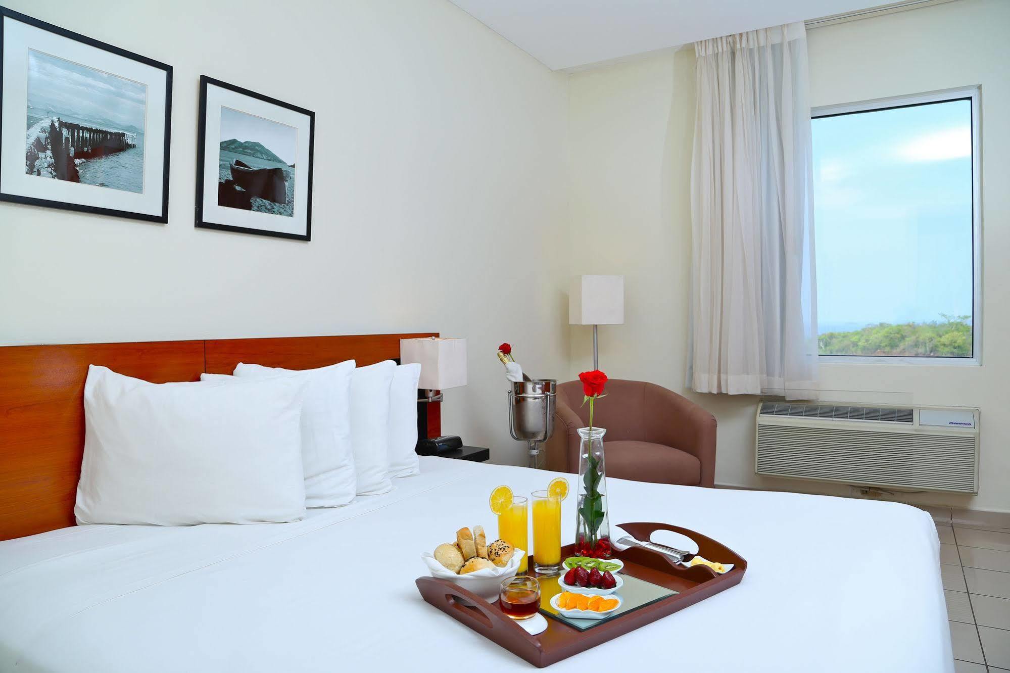 Comfort Inn Real La Union Ngoại thất bức ảnh